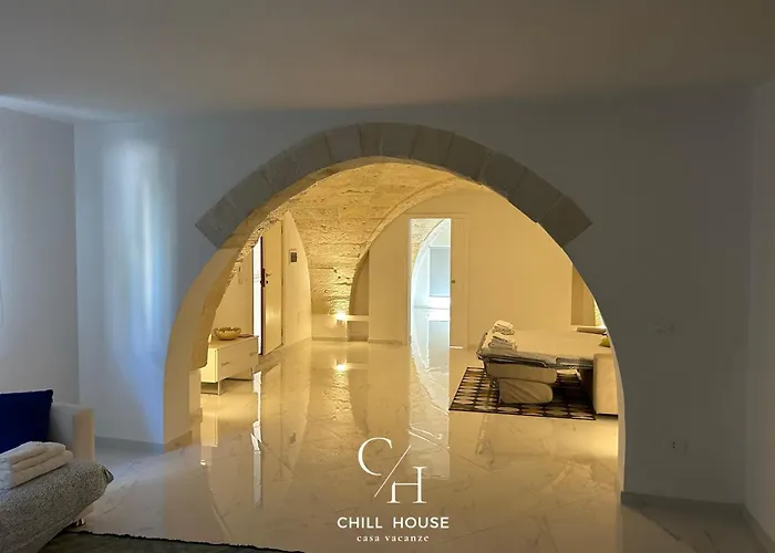 Chill House - *